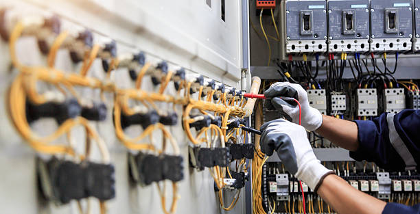 Professional Electrician technician working in Salmon Brook, CT